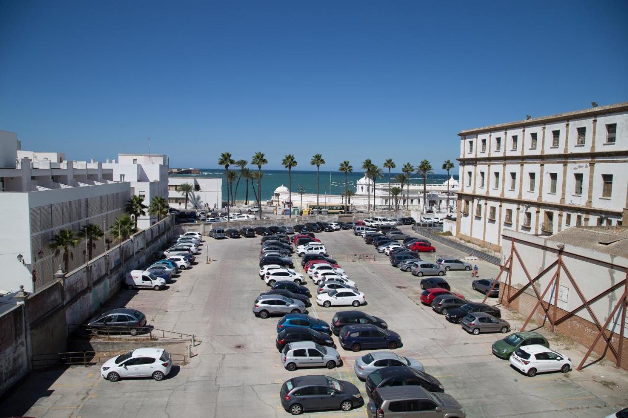 Апартаменты The Traveller'S House Con Vistas A Playa La Caleta Кадис Экстерьер фото